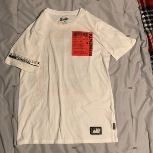 White graphic t shirt
